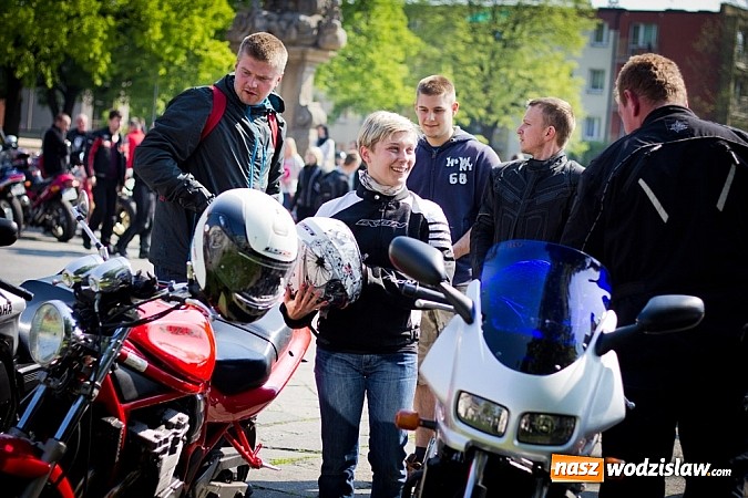 Zdjęcie w galerii na portalu naszwodzislaw.com: Mieszkańcy naszego powiatu na moto-party w Raciborzu wiadomości z regionu