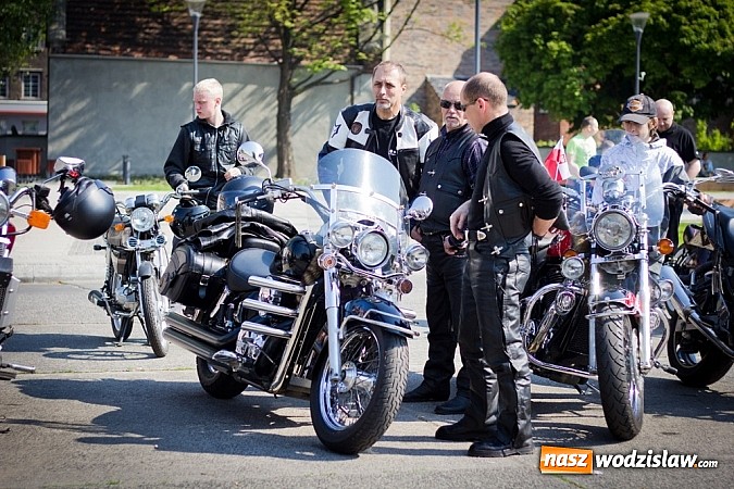 Zdjęcie w galerii na portalu naszwodzislaw.com: Mieszkańcy naszego powiatu na moto-party w Raciborzu wiadomości z regionu