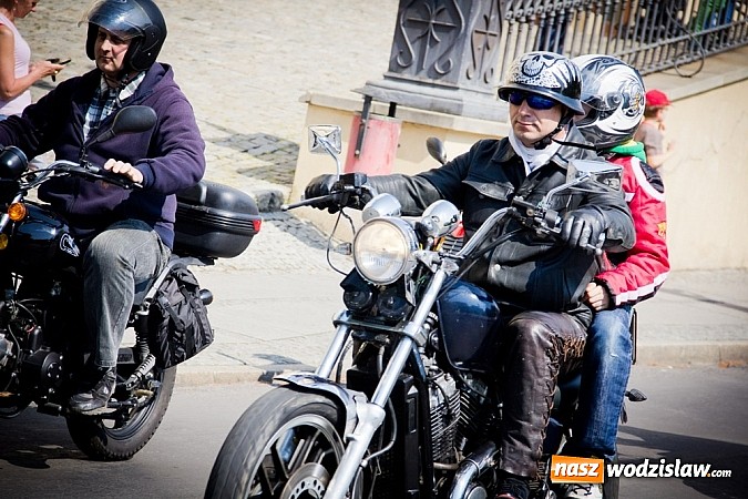 Zdjęcie w galerii na portalu naszwodzislaw.com: Mieszkańcy naszego powiatu na moto-party w Raciborzu wiadomości z regionu
