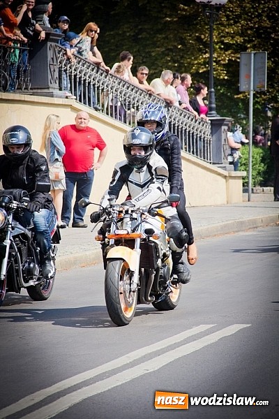 Zdjęcie w galerii na portalu naszwodzislaw.com: Mieszkańcy naszego powiatu na moto-party w Raciborzu wiadomości z regionu