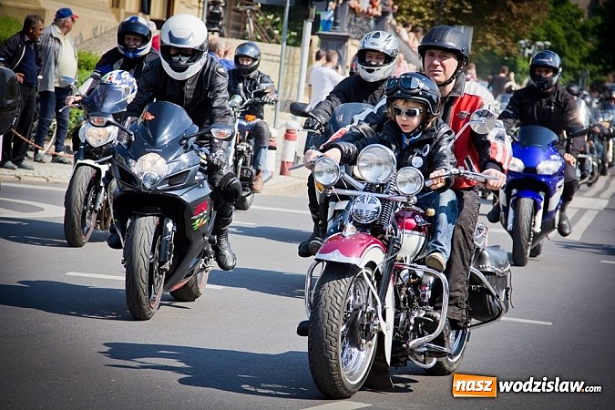 Zdjęcie w galerii na portalu naszwodzislaw.com: Mieszkańcy naszego powiatu na moto-party w Raciborzu wiadomości z regionu