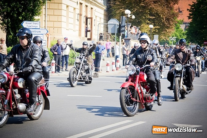 Zdjęcie w galerii na portalu naszwodzislaw.com: Mieszkańcy naszego powiatu na moto-party w Raciborzu wiadomości z regionu
