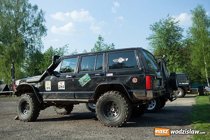 Zdjęcie w galerii na portalu naszwodzislaw.com: Fani jazdy terenowej zjechali do Szymocic wiadomości z regionu