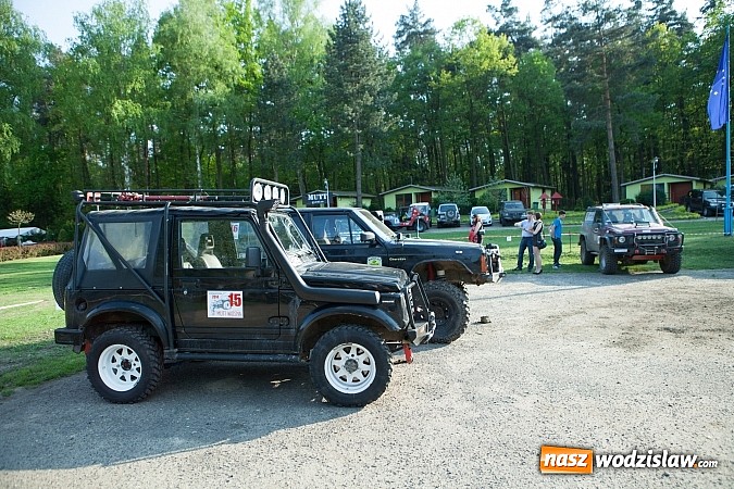 Zdjęcie w galerii na portalu naszwodzislaw.com: Fani jazdy terenowej zjechali do Szymocic wiadomości z regionu