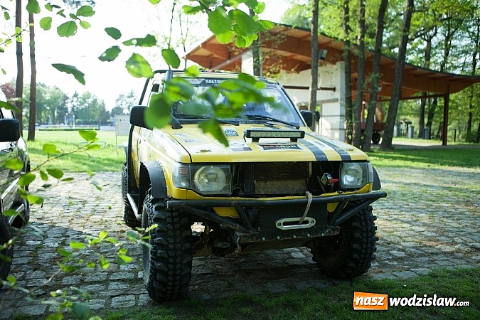 Zdjęcie w galerii na portalu naszwodzislaw.com: Fani jazdy terenowej zjechali do Szymocic wiadomości z regionu