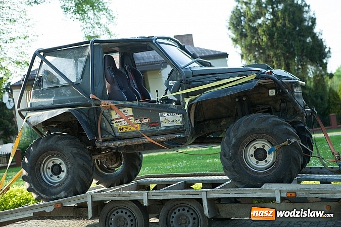 Zdjęcie w galerii na portalu naszwodzislaw.com: Fani jazdy terenowej zjechali do Szymocic wiadomości z regionu