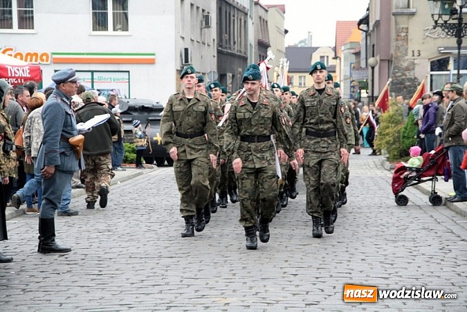 Zdjęcie w galerii na portalu naszwodzislaw.com: 4. Piknik Historyczno-Militarny wiadomości z regionu