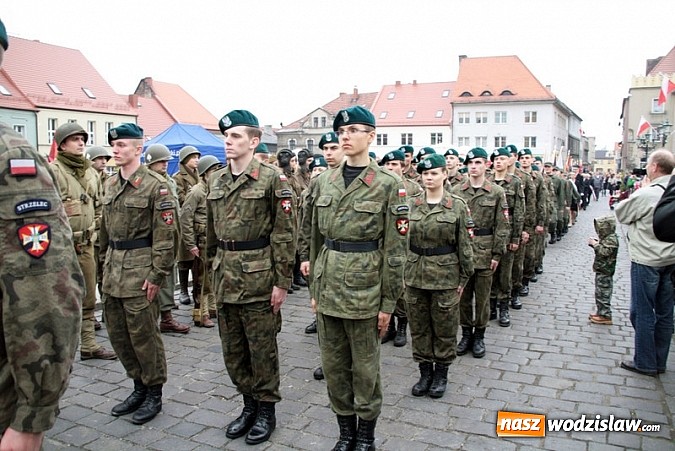 Zdjęcie w galerii na portalu naszwodzislaw.com: 4. Piknik Historyczno-Militarny wiadomości z regionu