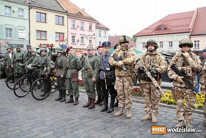 Zdjęcie w galerii na portalu naszwodzislaw.com: 4. Piknik Historyczno-Militarny wiadomości z regionu