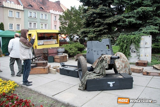 Zdjęcie w galerii na portalu naszwodzislaw.com: 4. Piknik Historyczno-Militarny wiadomości z regionu