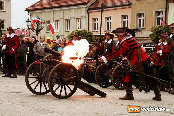 Zdjęcie w galerii na portalu naszwodzislaw.com: 4. Piknik Historyczno-Militarny wiadomości z regionu