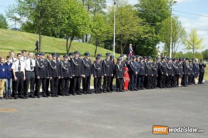 Zdjęcie w galerii na portalu naszwodzislaw.com: Jedyny taki Dzień Strażaka - relacja z Połomi wiadomości z regionu