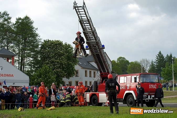 Zdjęcie w galerii na portalu naszwodzislaw.com: Jedyny taki Dzień Strażaka - relacja z Połomi wiadomości z regionu