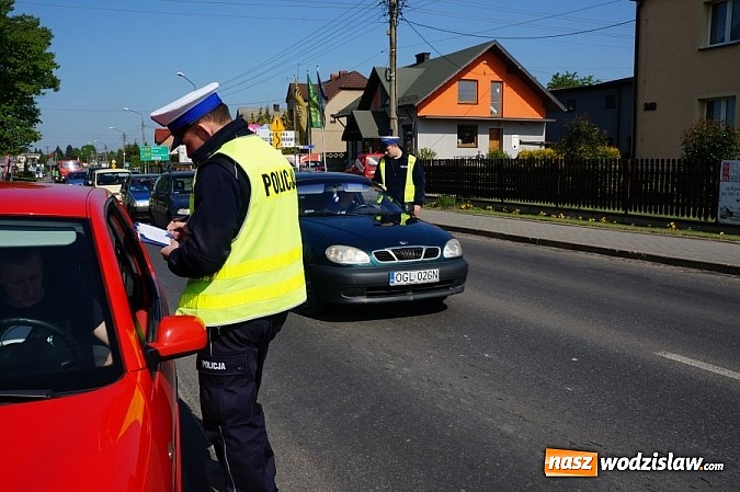 Zdjęcie w galerii na portalu naszwodzislaw.com: 4 kierowców na podwójnym gazie - policjanci podsumowują wczorajszą akcję wiadomości z regionu