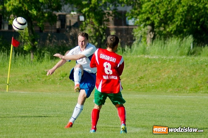 Zdjęcie w galerii na portalu naszwodzislaw.com: Walka do końca opłaciła się. Turza Śląska nowym liderem okręgówki! wiadomości z regionu