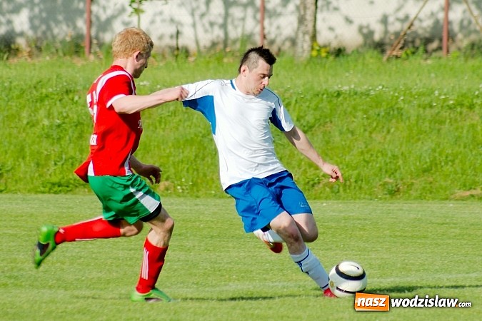 Zdjęcie w galerii na portalu naszwodzislaw.com: Walka do końca opłaciła się. Turza Śląska nowym liderem okręgówki! wiadomości z regionu