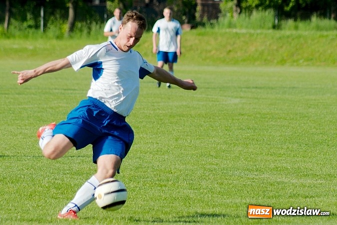 Zdjęcie w galerii na portalu naszwodzislaw.com: Walka do końca opłaciła się. Turza Śląska nowym liderem okręgówki! wiadomości z regionu