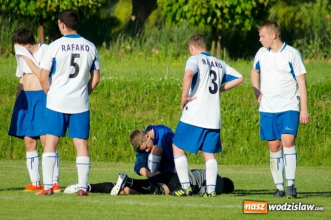 Zdjęcie w galerii na portalu naszwodzislaw.com: Walka do końca opłaciła się. Turza Śląska nowym liderem okręgówki! wiadomości z regionu
