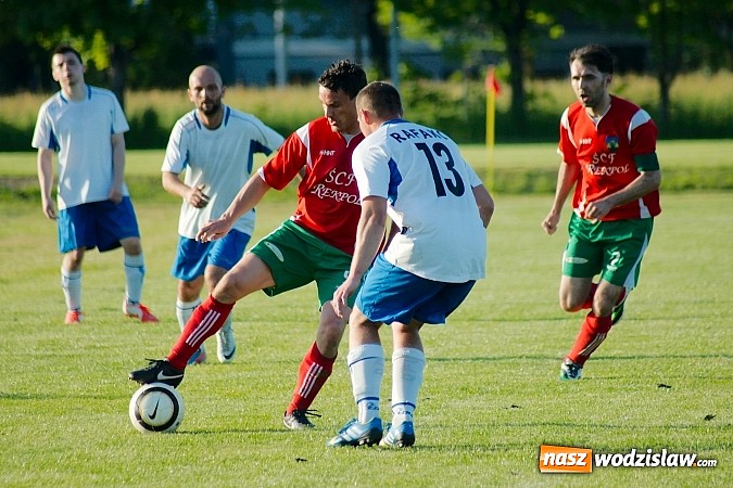 Zdjęcie w galerii na portalu naszwodzislaw.com: Walka do końca opłaciła się. Turza Śląska nowym liderem okręgówki! wiadomości z regionu