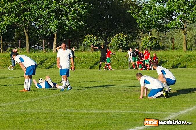 Zdjęcie w galerii na portalu naszwodzislaw.com: Walka do końca opłaciła się. Turza Śląska nowym liderem okręgówki! wiadomości z regionu