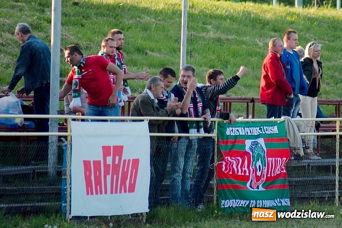 Zdjęcie w galerii na portalu naszwodzislaw.com: Walka do końca opłaciła się. Turza Śląska nowym liderem okręgówki! wiadomości z regionu