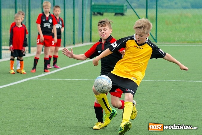 Zdjęcie w galerii na portalu naszwodzislaw.com: Orliki Bukowa rozbite w Tworkowie wiadomości z regionu