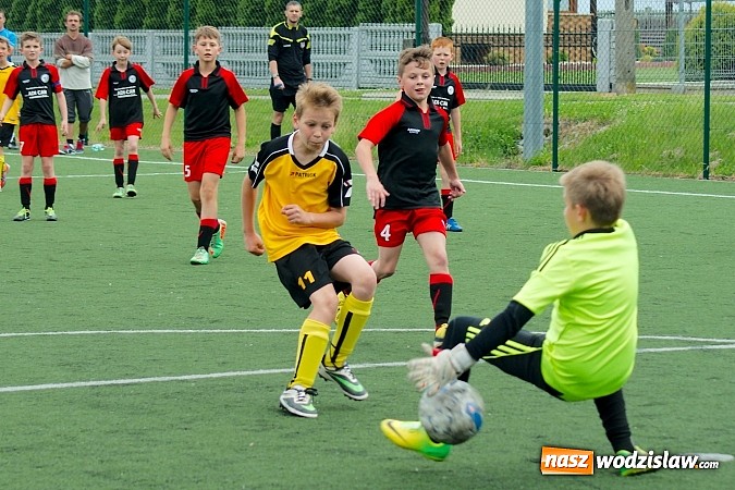 Zdjęcie w galerii na portalu naszwodzislaw.com: Orliki Bukowa rozbite w Tworkowie wiadomości z regionu