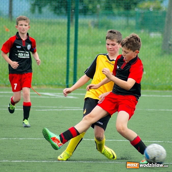 Zdjęcie w galerii na portalu naszwodzislaw.com: Orliki Bukowa rozbite w Tworkowie wiadomości z regionu