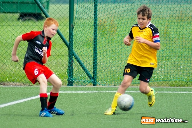 Zdjęcie w galerii na portalu naszwodzislaw.com: Orliki Bukowa rozbite w Tworkowie wiadomości z regionu