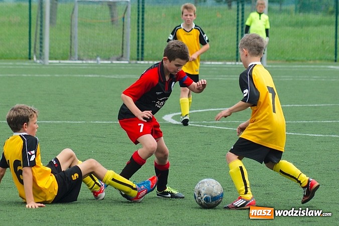 Zdjęcie w galerii na portalu naszwodzislaw.com: Orliki Bukowa rozbite w Tworkowie wiadomości z regionu