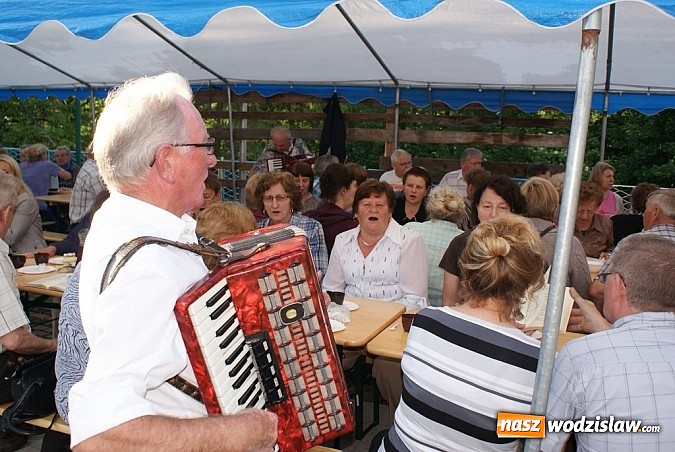 Zdjęcie w galerii na portalu naszwodzislaw.com: Chóry jastrzębskich dekanatów spotkały się w Mszanie wiadomości z regionu