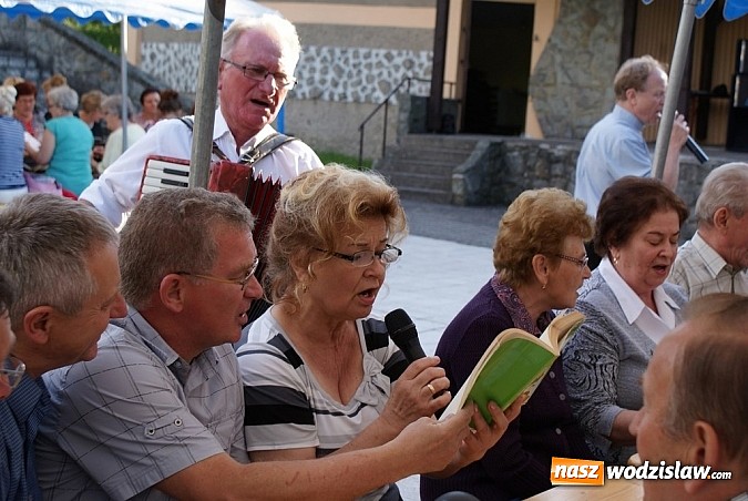 Zdjęcie w galerii na portalu naszwodzislaw.com: Chóry jastrzębskich dekanatów spotkały się w Mszanie wiadomości z regionu