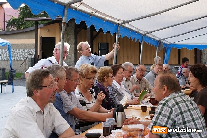 Zdjęcie w galerii na portalu naszwodzislaw.com: Chóry jastrzębskich dekanatów spotkały się w Mszanie wiadomości z regionu