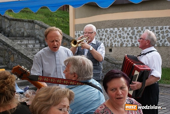 Zdjęcie w galerii na portalu naszwodzislaw.com: Chóry jastrzębskich dekanatów spotkały się w Mszanie wiadomości z regionu