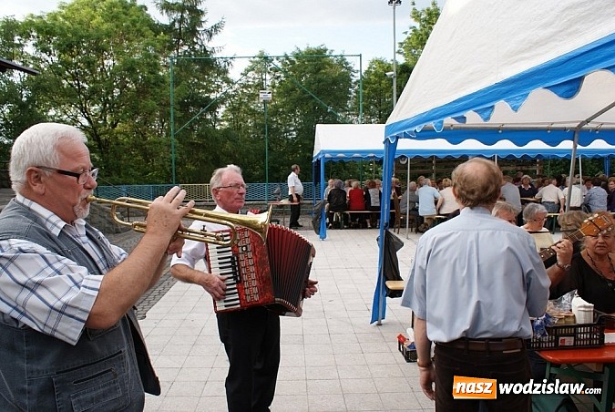 Zdjęcie w galerii na portalu naszwodzislaw.com: Chóry jastrzębskich dekanatów spotkały się w Mszanie wiadomości z regionu