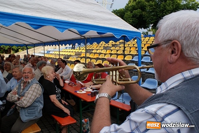Zdjęcie w galerii na portalu naszwodzislaw.com: Chóry jastrzębskich dekanatów spotkały się w Mszanie wiadomości z regionu