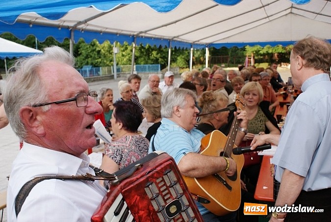 Zdjęcie w galerii na portalu naszwodzislaw.com: Chóry jastrzębskich dekanatów spotkały się w Mszanie wiadomości z regionu