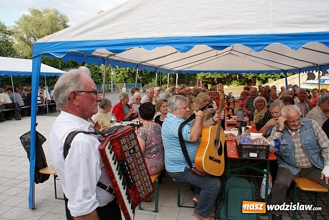 Zdjęcie w galerii na portalu naszwodzislaw.com: Chóry jastrzębskich dekanatów spotkały się w Mszanie wiadomości z regionu