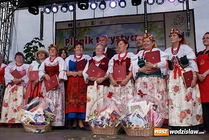 Zdjęcie w galerii na portalu naszwodzislaw.com: Nasze gospodynie z najlepszym kołoczem! wiadomości z regionu