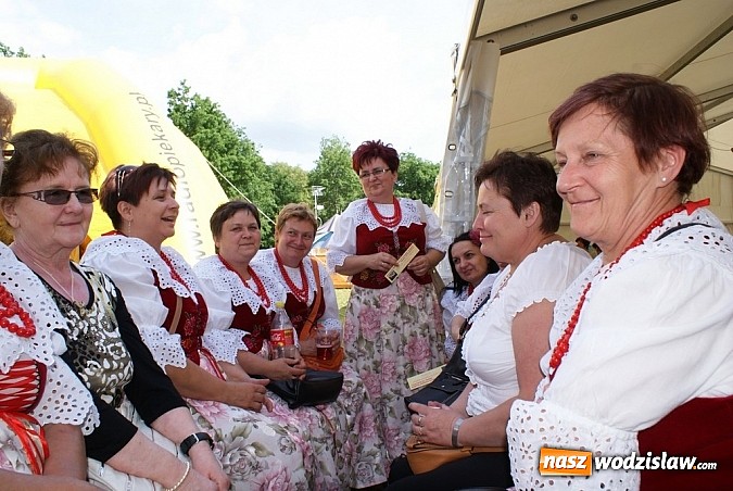 Zdjęcie w galerii na portalu naszwodzislaw.com: Nasze gospodynie z najlepszym kołoczem! wiadomości z regionu