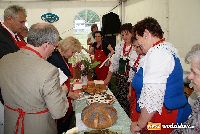 Zdjęcie w galerii na portalu naszwodzislaw.com: Nasze gospodynie z najlepszym kołoczem! wiadomości z regionu