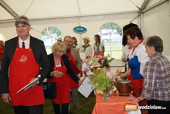 Zdjęcie w galerii na portalu naszwodzislaw.com: Nasze gospodynie z najlepszym kołoczem! wiadomości z regionu