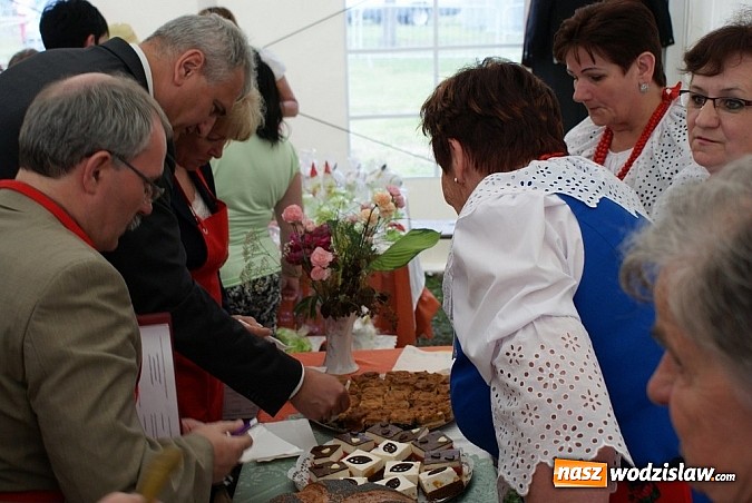 Zdjęcie w galerii na portalu naszwodzislaw.com: Nasze gospodynie z najlepszym kołoczem! wiadomości z regionu