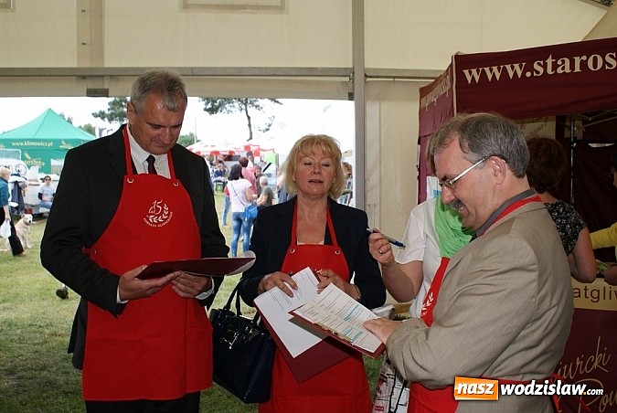 Zdjęcie w galerii na portalu naszwodzislaw.com: Nasze gospodynie z najlepszym kołoczem! wiadomości z regionu