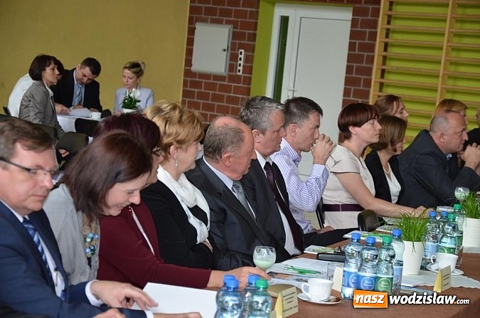 Zdjęcie w galerii na portalu naszwodzislaw.com: W wodzisławskim Ekonomiku odbyło się Forum Przedsiębiorczości wiadomości z regionu