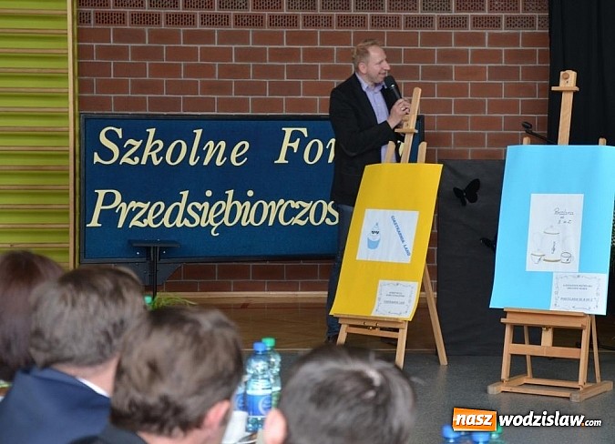 Zdjęcie w galerii na portalu naszwodzislaw.com: W wodzisławskim Ekonomiku odbyło się Forum Przedsiębiorczości wiadomości z regionu