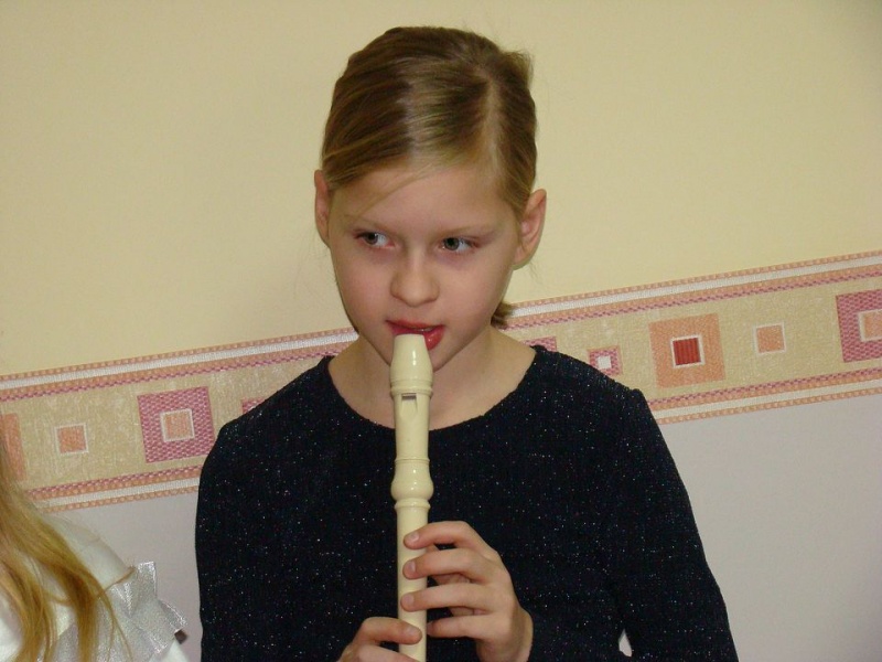 Zdjęcie w galerii na portalu naszwodzislaw.com: Ucieszyły ich odwiedziny młodych wiadomości z regionu