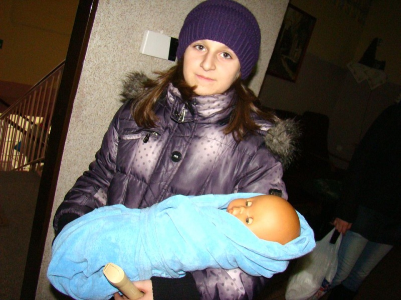 Zdjęcie w galerii na portalu naszwodzislaw.com: Ucieszyły ich odwiedziny młodych wiadomości z regionu