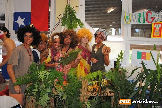 Zdjęcie w galerii na portalu naszwodzislaw.com: III Miting Sportowy - uczniowie rywalizowali w barwach państw Mistrzostw Świata wiadomości z regionu