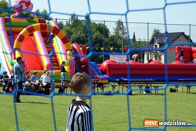 Zdjęcie w galerii na portalu naszwodzislaw.com: Turniej piłkarski szkół podstawowych wiadomości z regionu